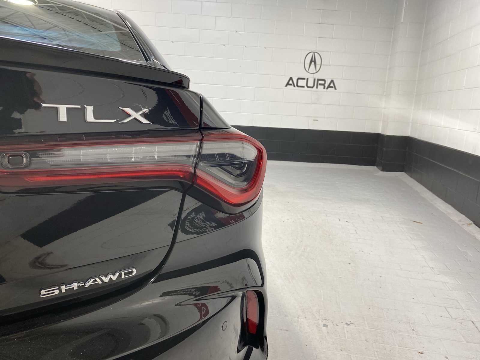 Thumbnail: 2024 Acura TLX - 7