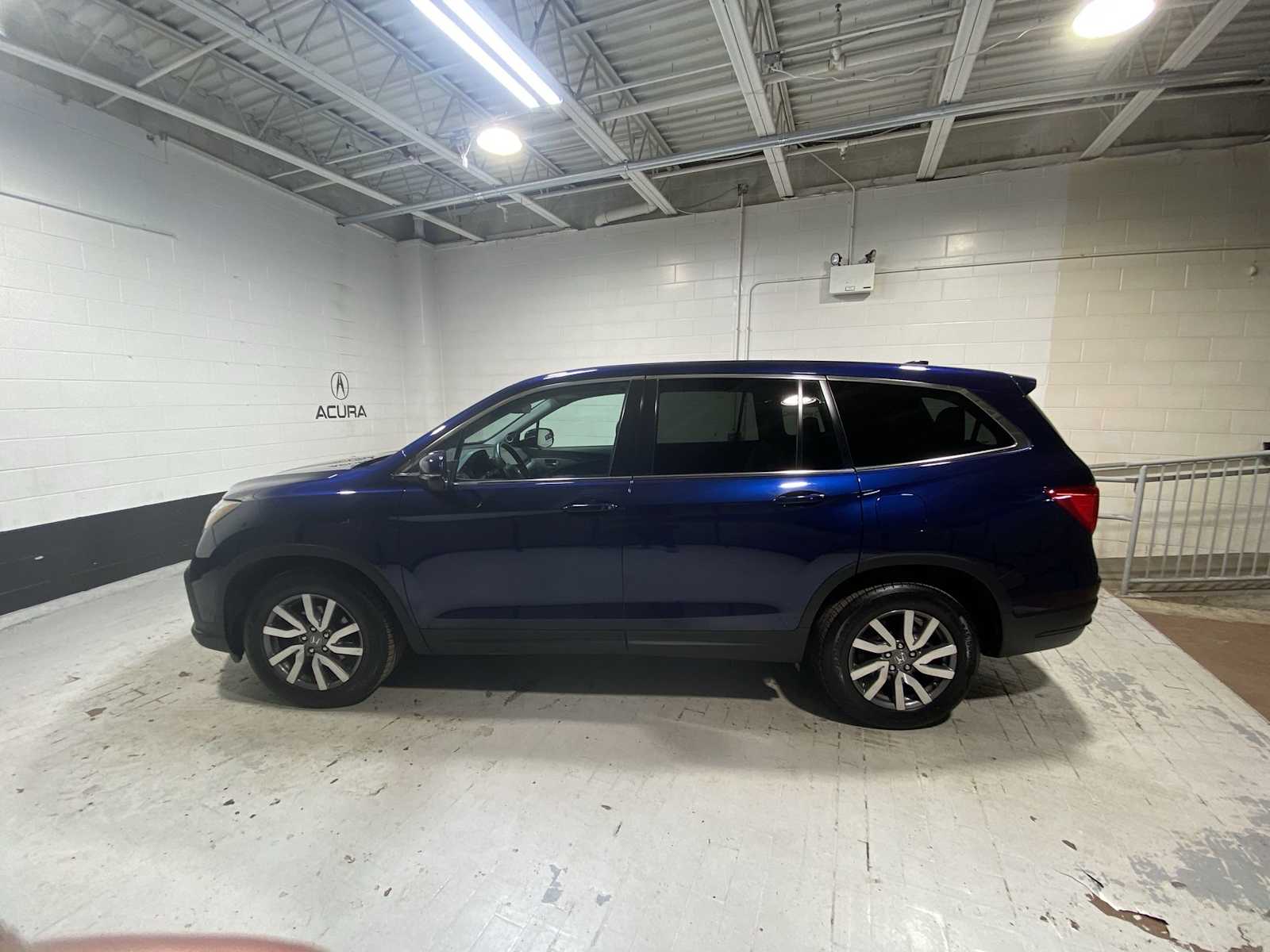 Thumbnail: 2019 Honda Pilot - 3