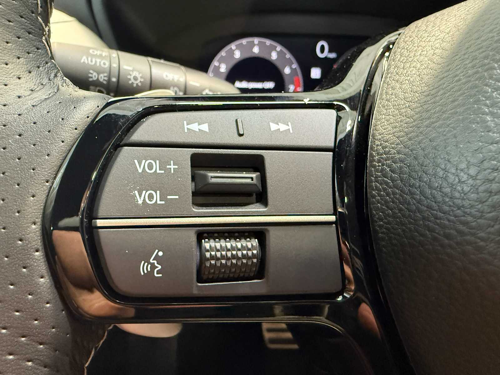 Thumbnail: 2026 Acura ADX - 17