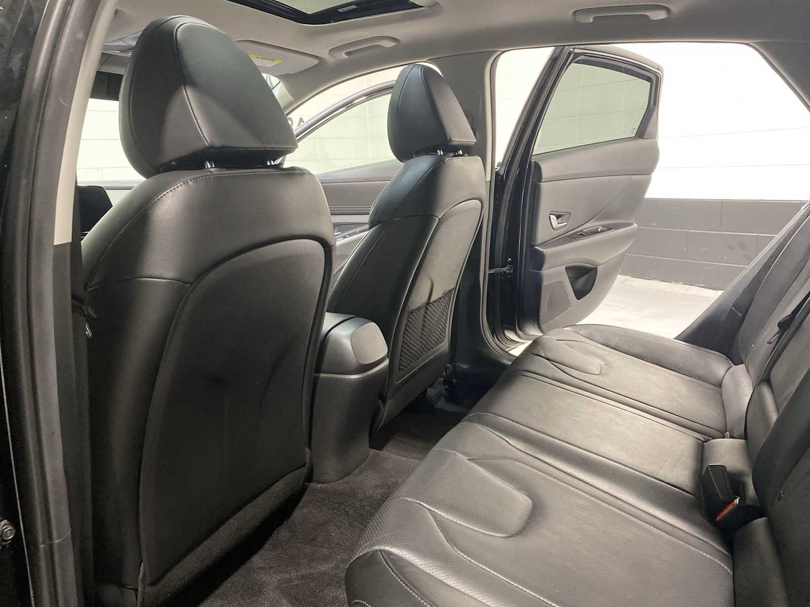 Thumbnail: 2023 Hyundai Elantra - 12