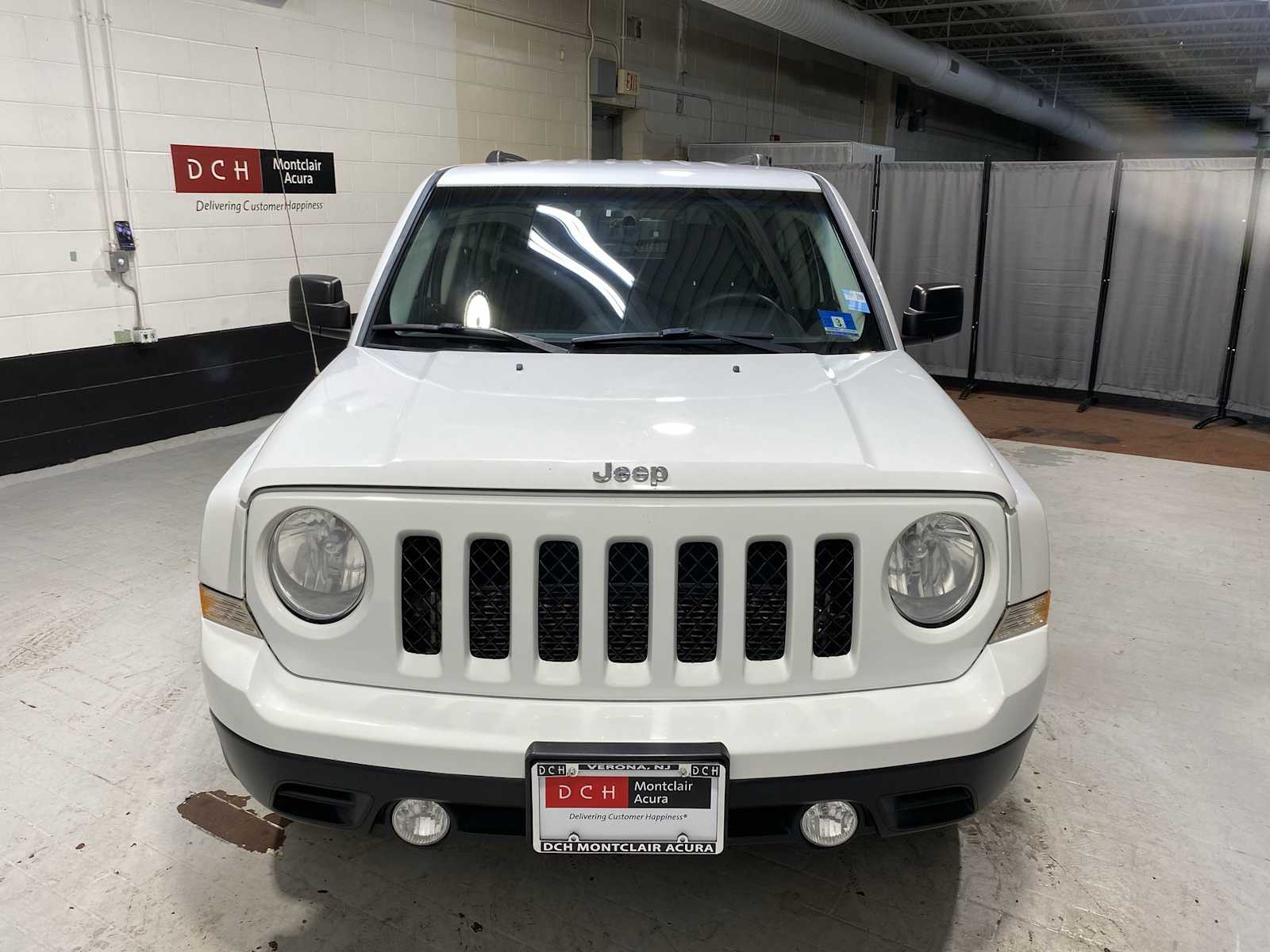 Thumbnail: 2014 Jeep Patriot - 6