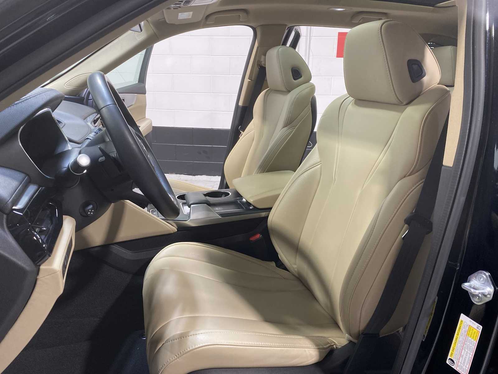 Thumbnail: 2023 Acura MDX - 11