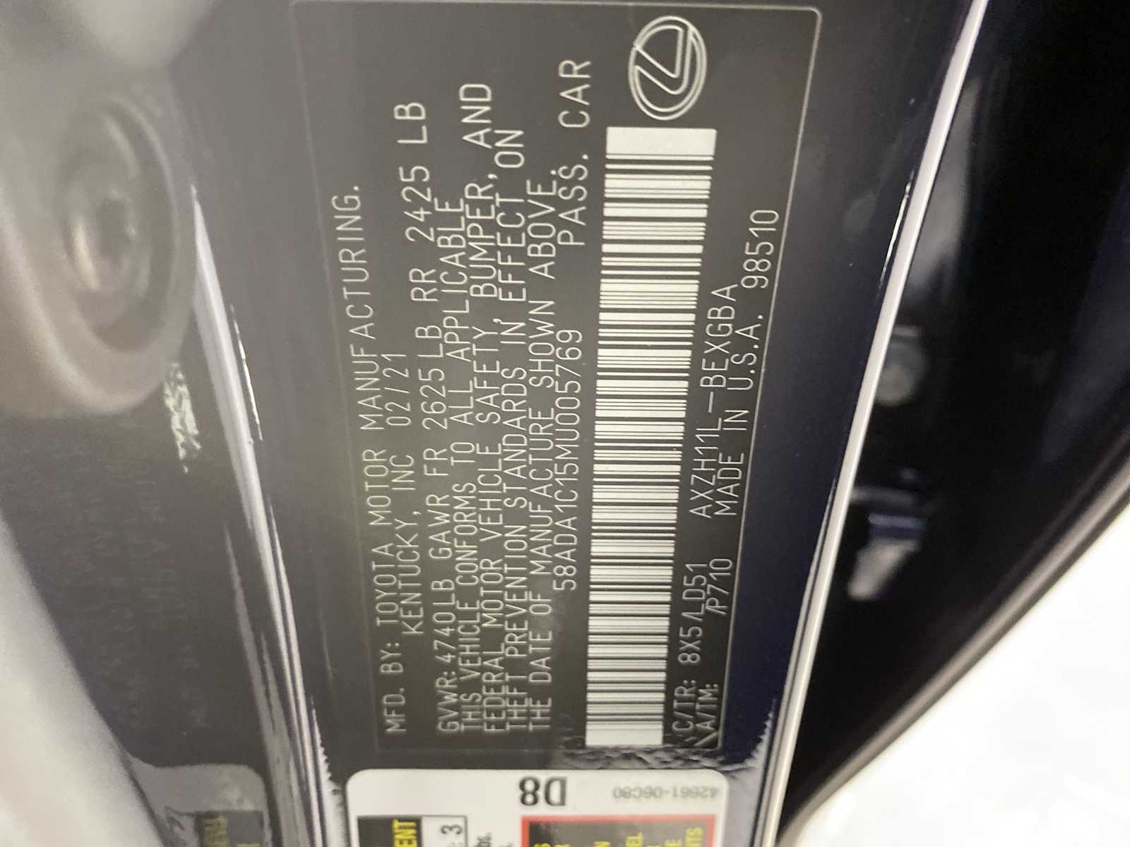 Thumbnail: 2021 Lexus ES - 21