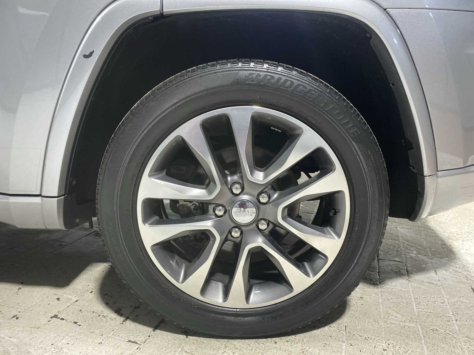 Thumbnail: 2018 Jeep Grand Cherokee - 8