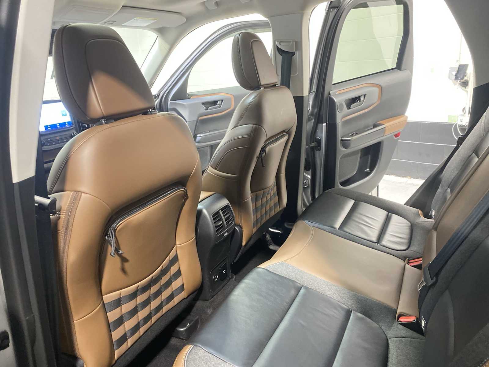 Thumbnail: 2022 Ford Bronco Sport - 12