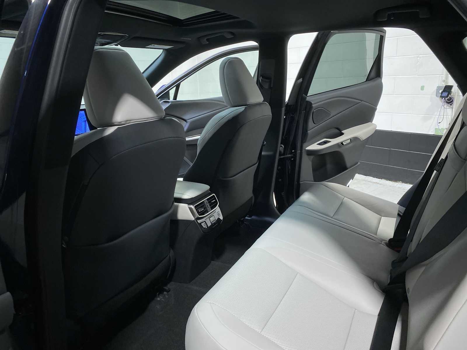 Thumbnail: 2023 Lexus RX - 12