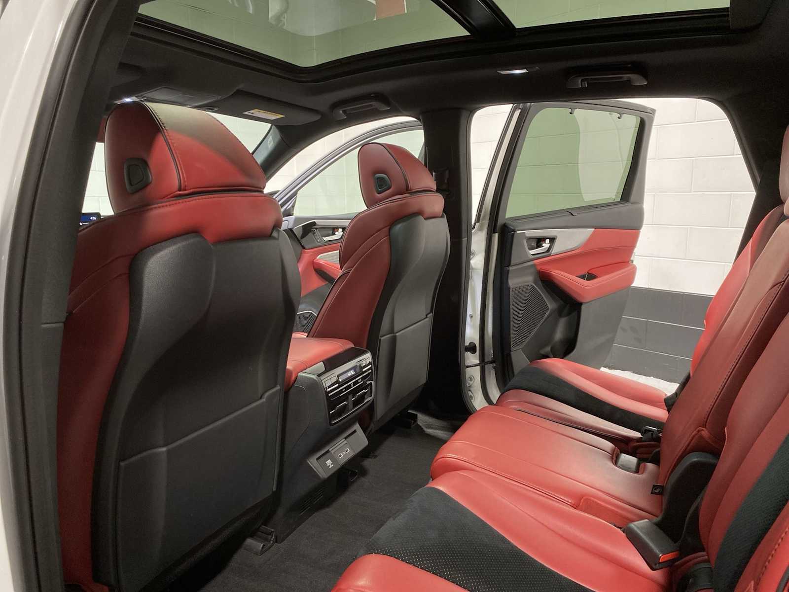 Thumbnail: 2023 Acura MDX - 12