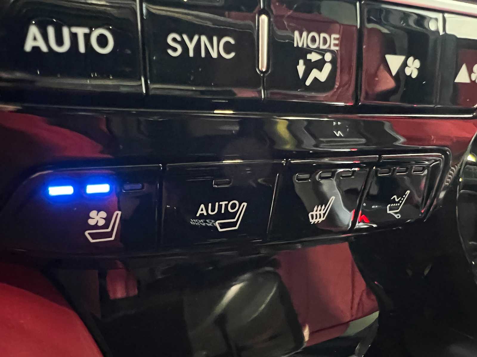 Thumbnail: 2026 Acura MDX - 20