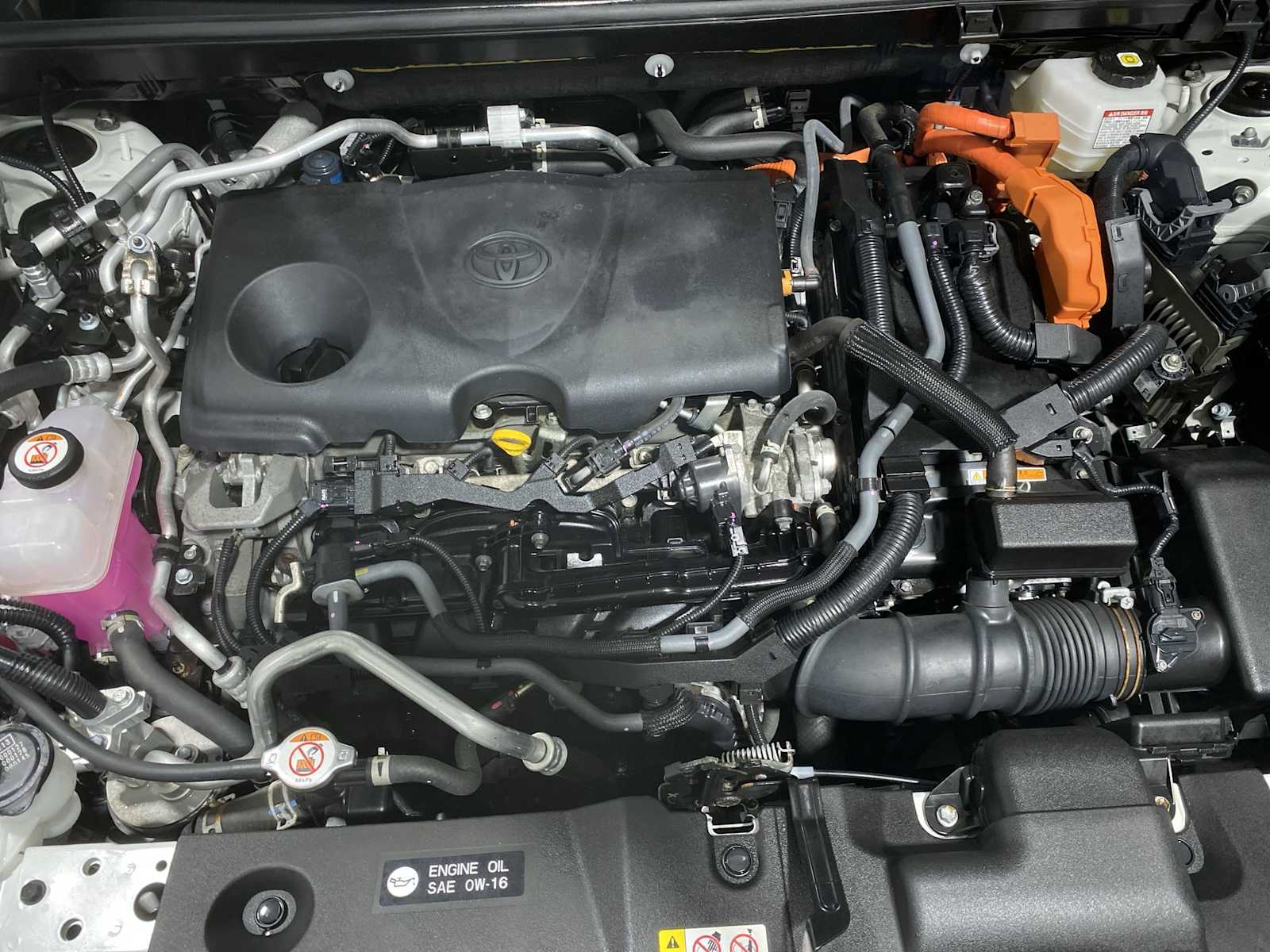 Thumbnail: 2022 Toyota RAV4 - 9