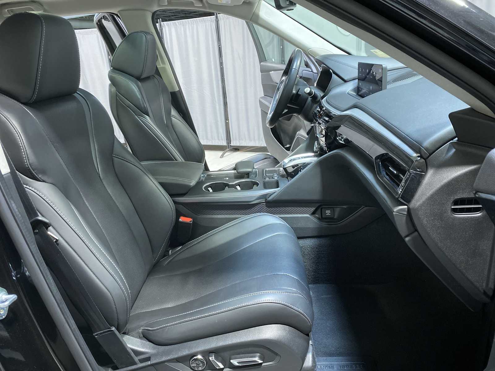 Thumbnail: 2023 Acura MDX - 14