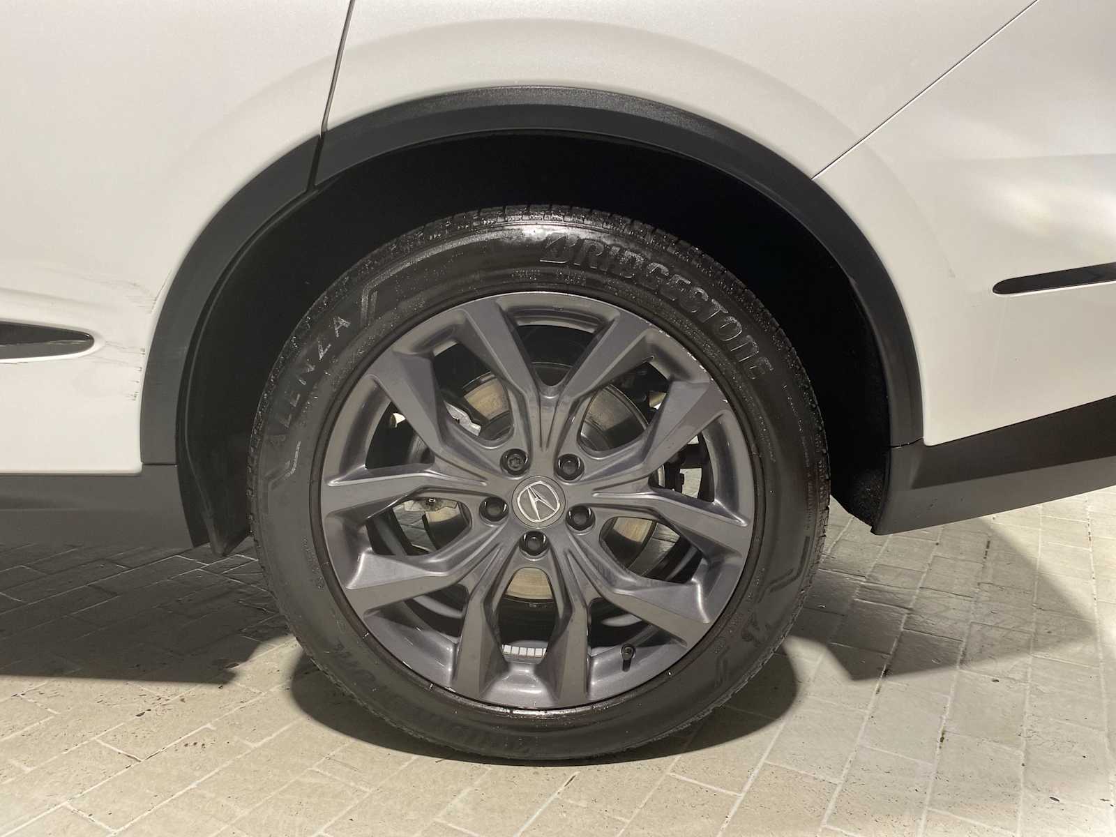 Thumbnail: 2022 Acura MDX - 8