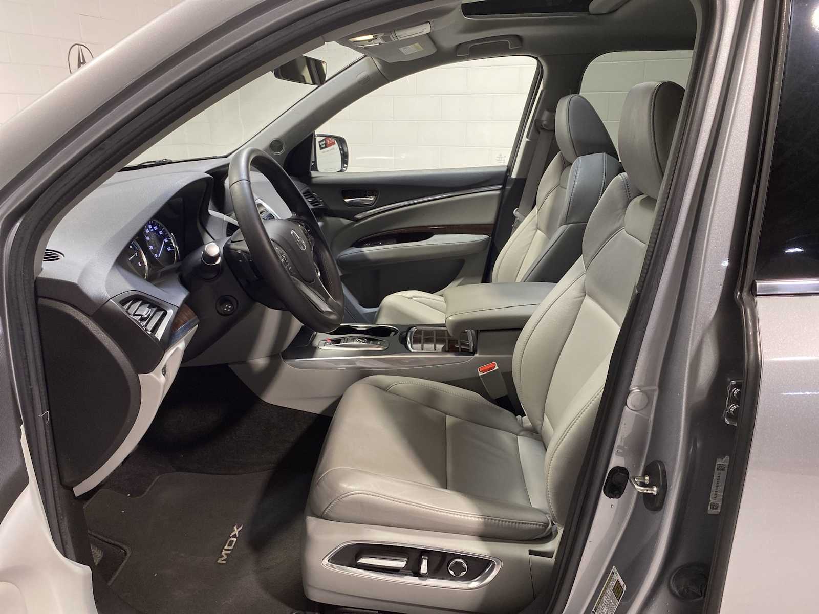Thumbnail: 2019 Acura MDX - 2