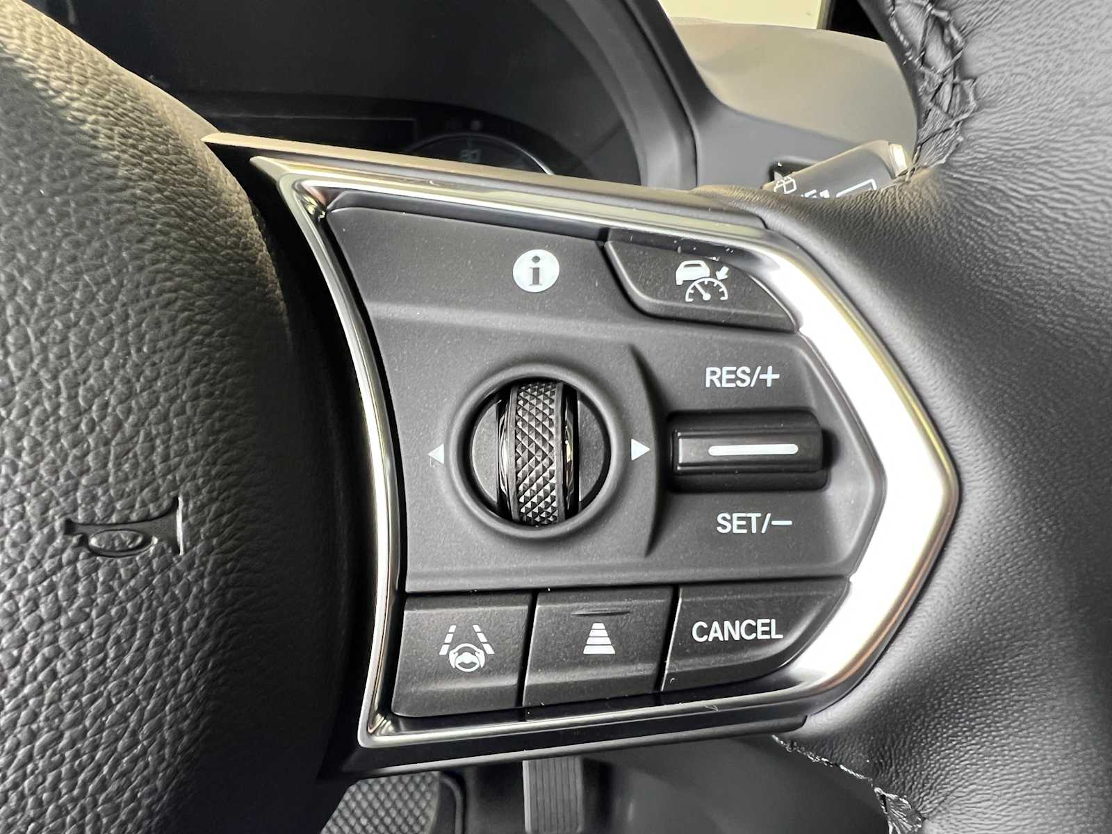 Thumbnail: 2026 Acura RDX - 17