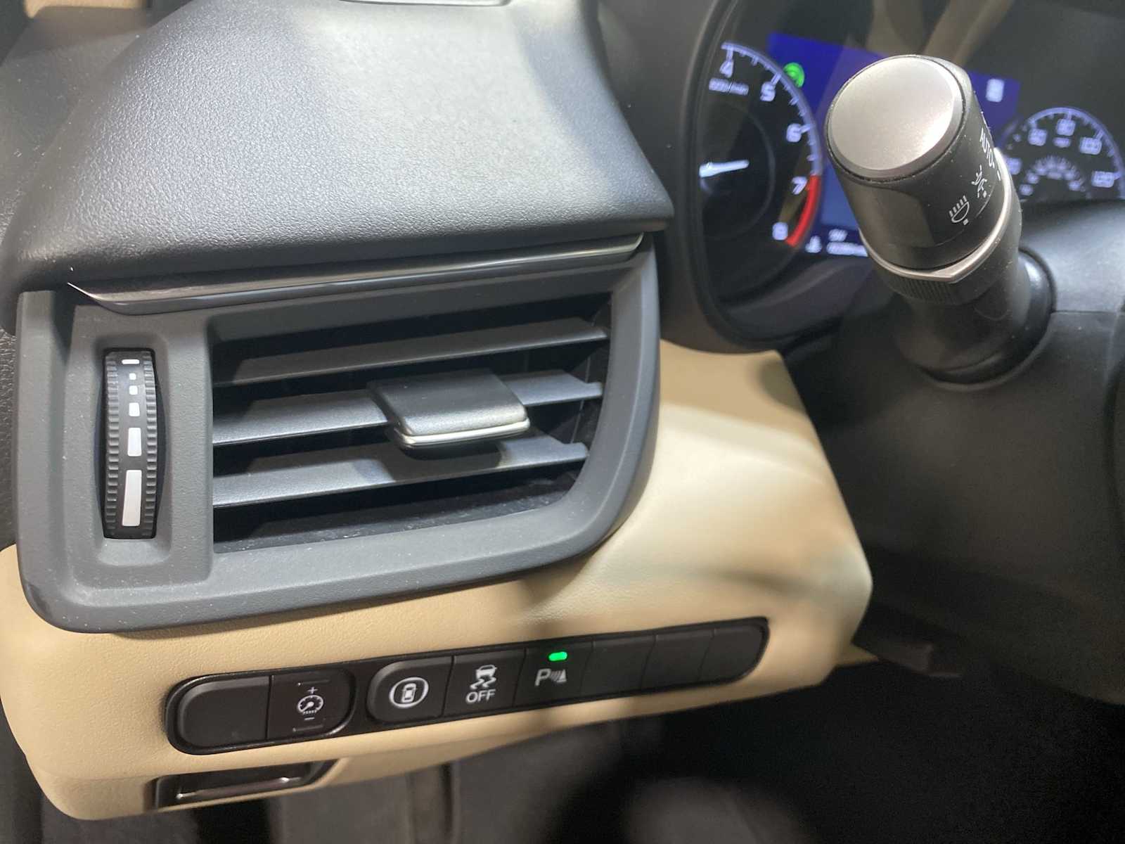 Thumbnail: 2023 Acura TLX - 24