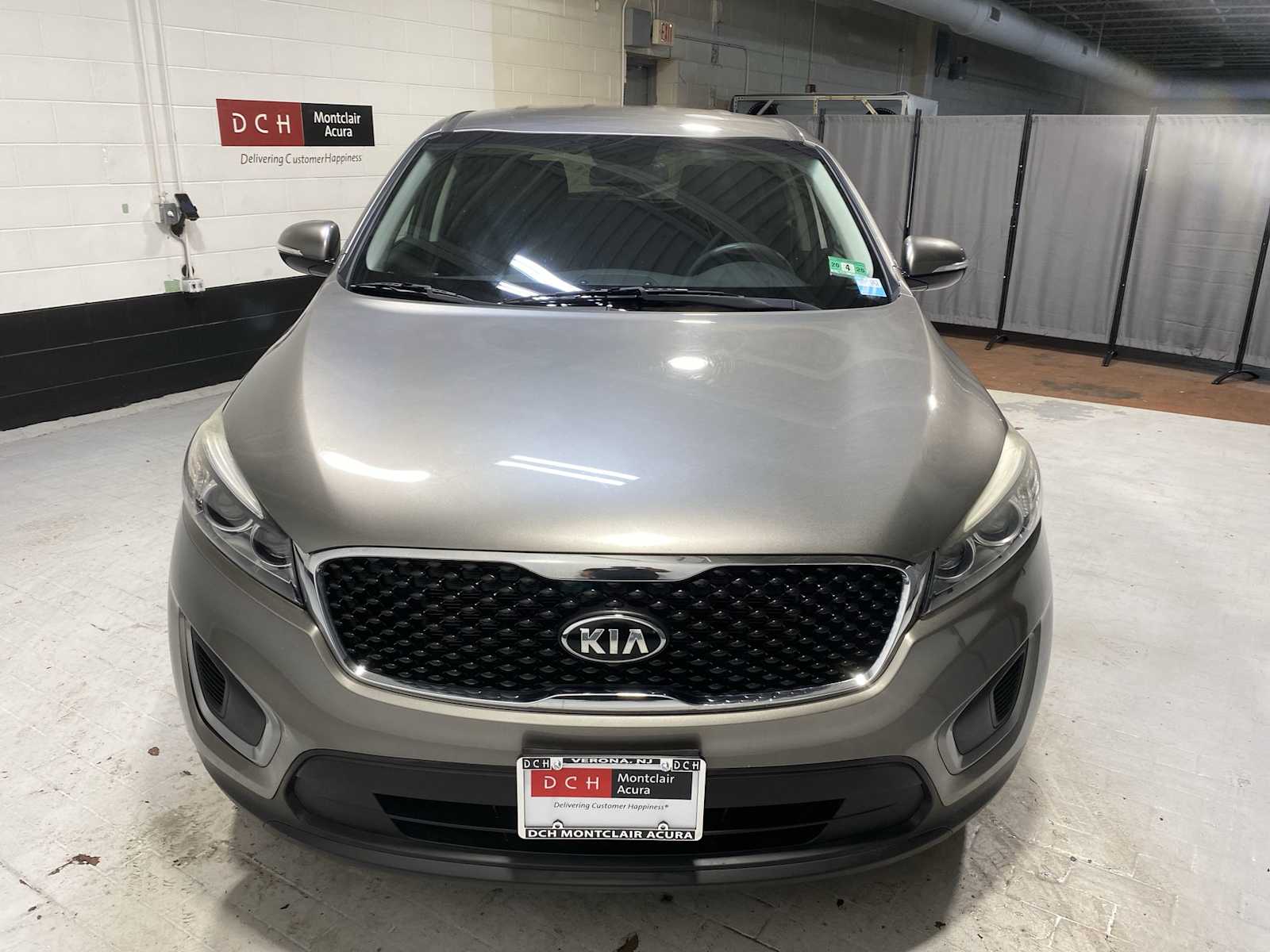 Thumbnail: 2016 Kia Sorento - 6