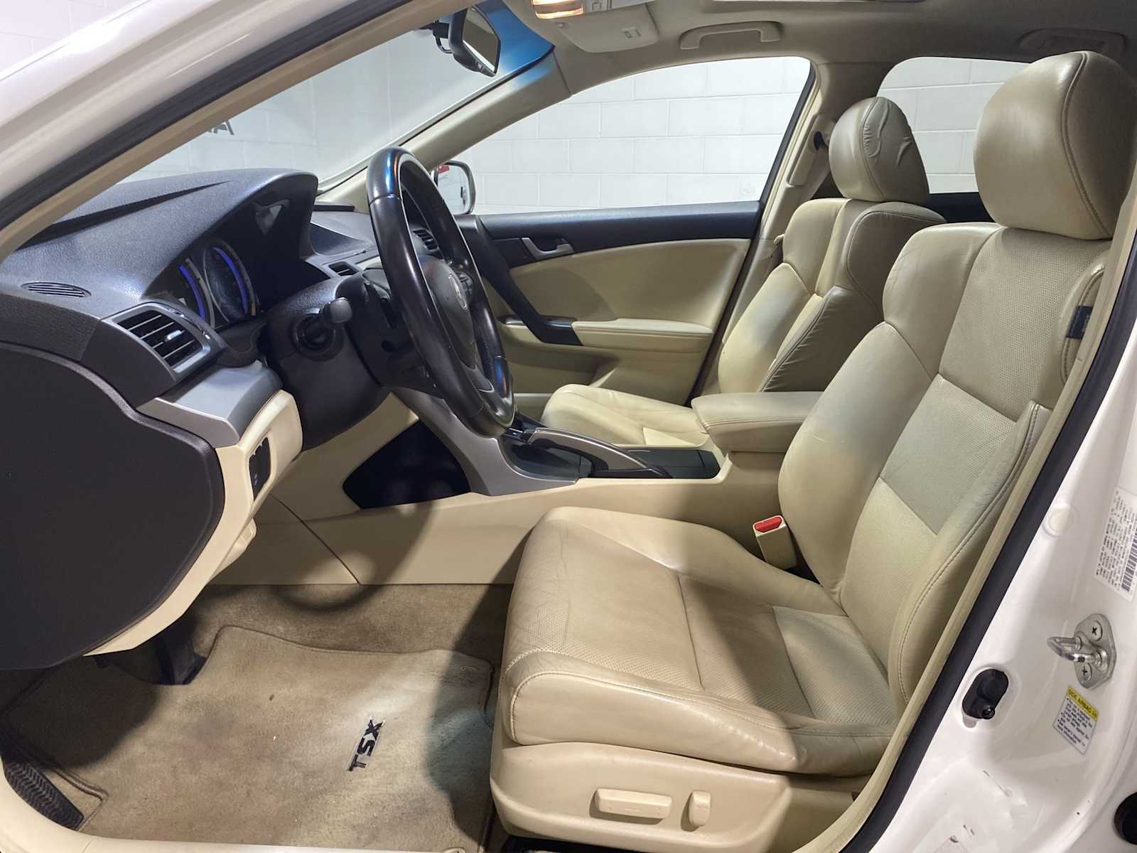 Thumbnail: 2010 Acura TSX - 2