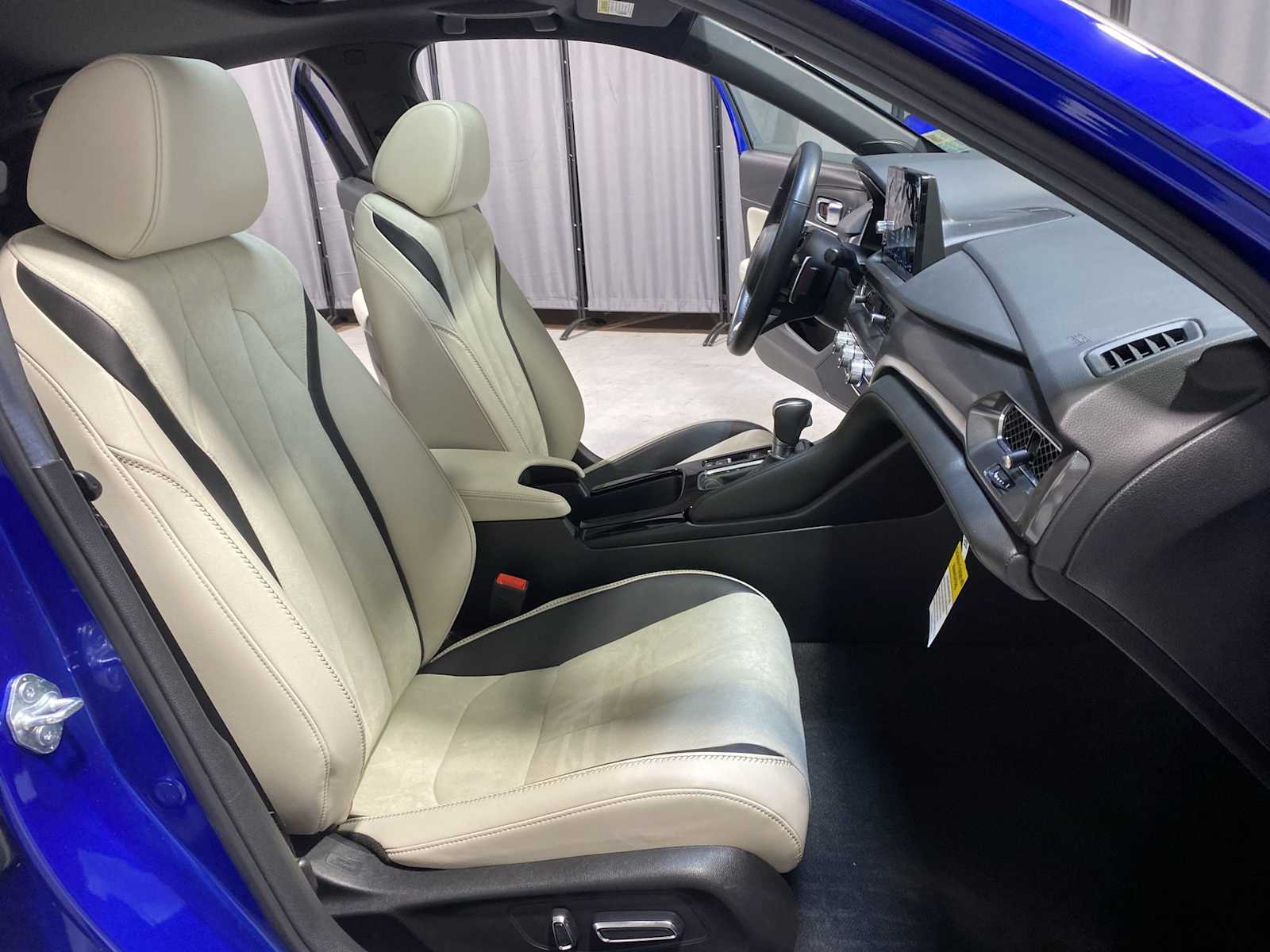 Thumbnail: 2024 Acura Integra - 14