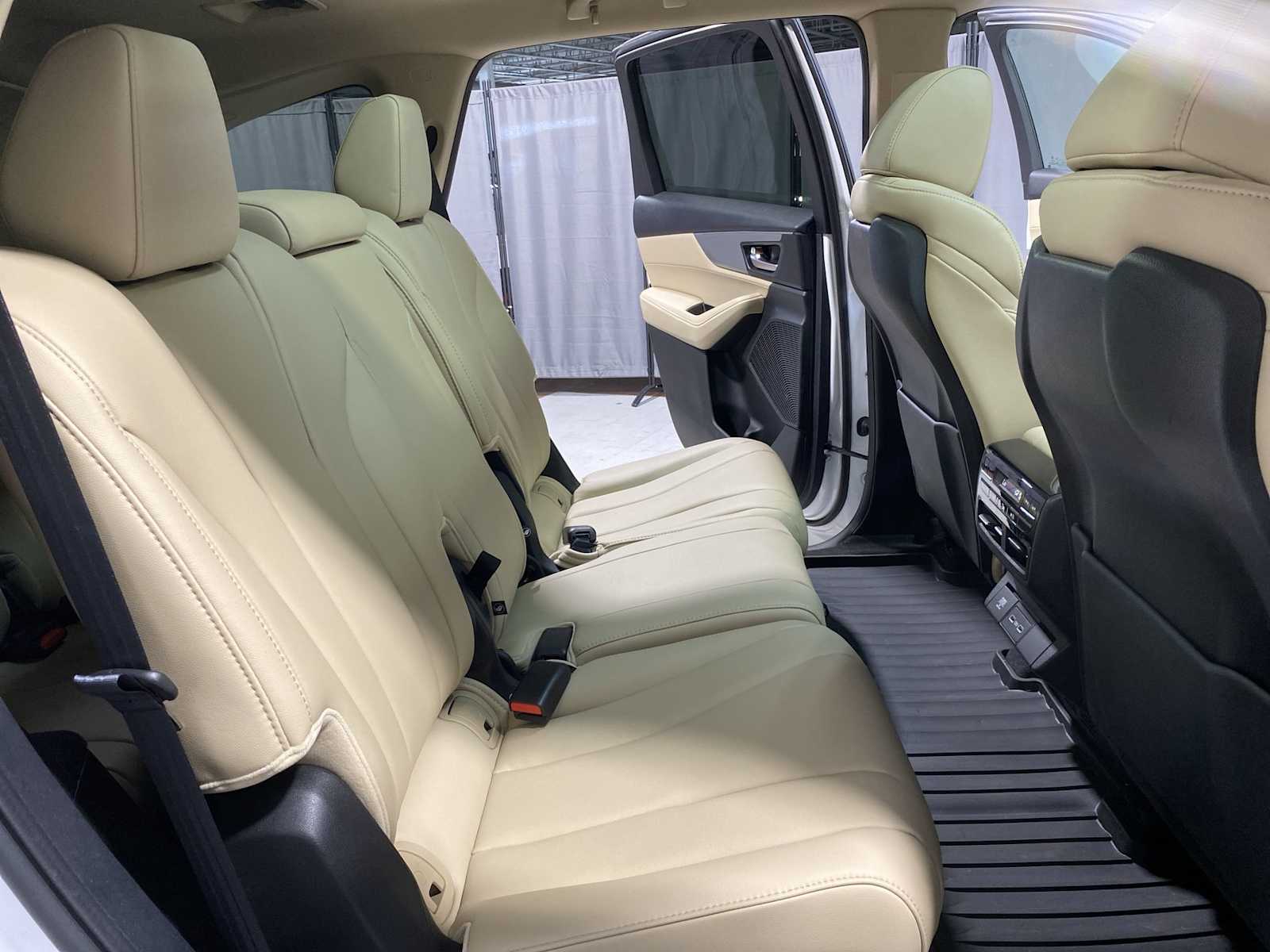 Thumbnail: 2023 Acura MDX - 13