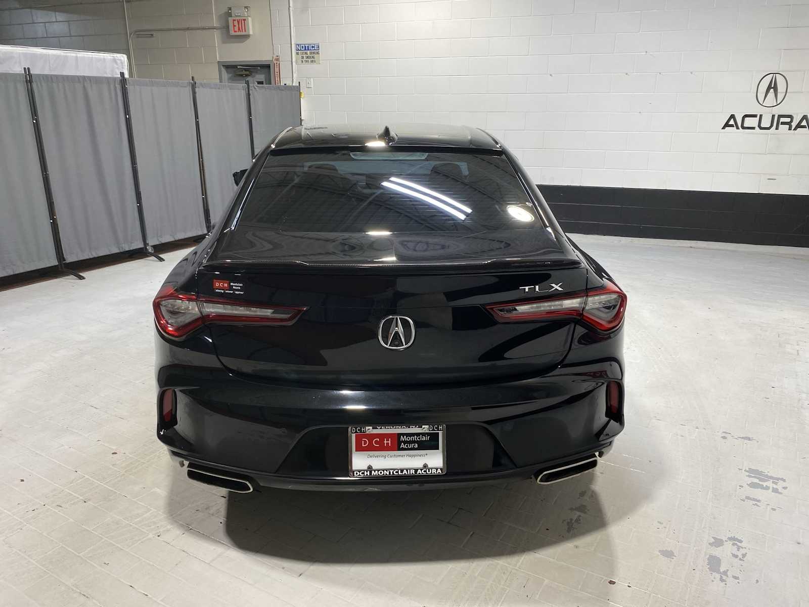 Thumbnail: 2022 Acura TLX - 5