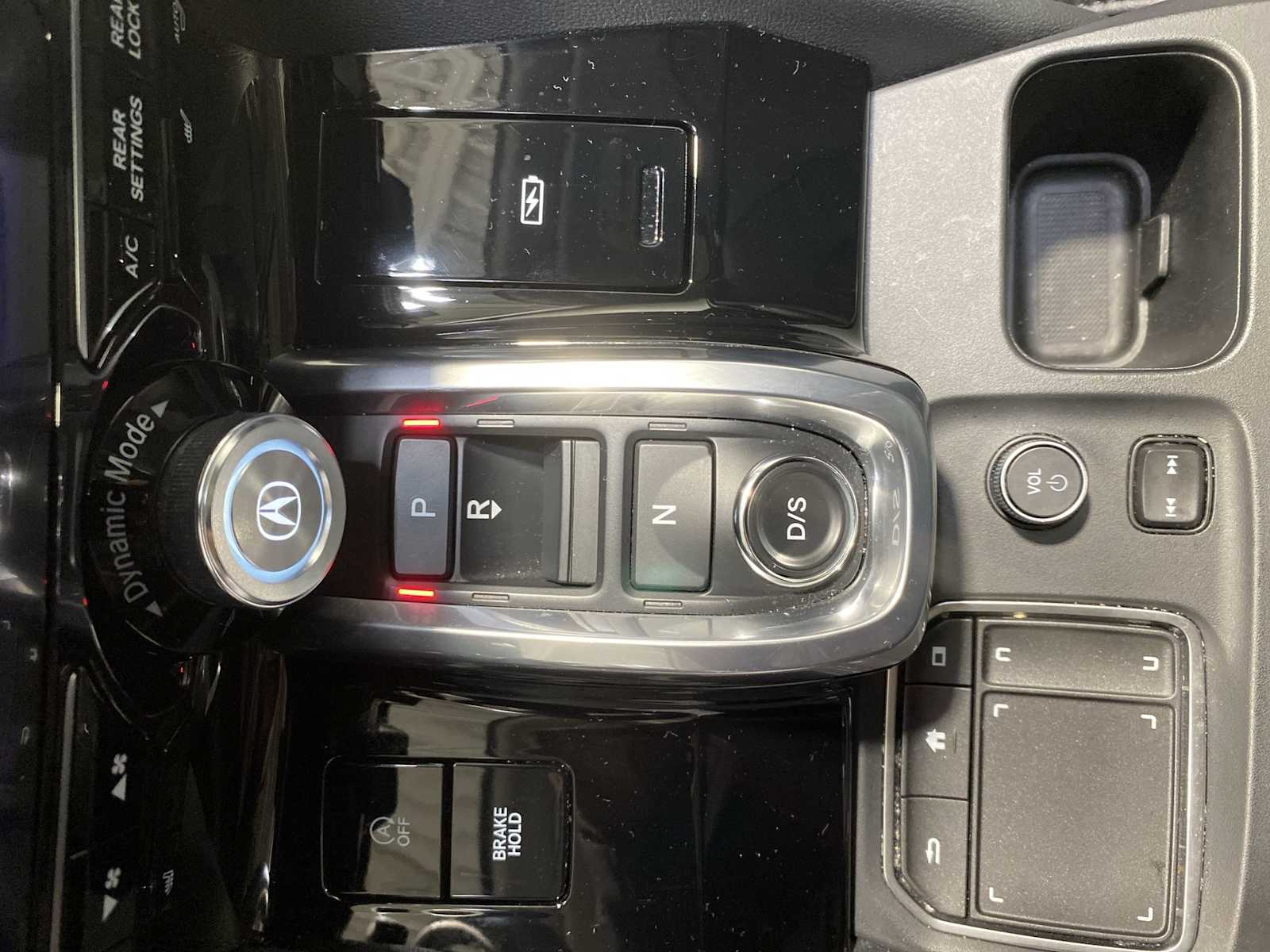 Thumbnail: 2023 Acura MDX - 17