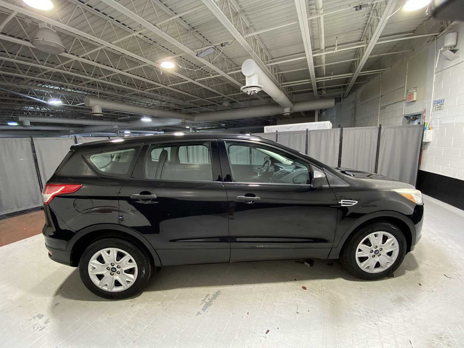 Thumbnail: 2013 Ford Escape - 27