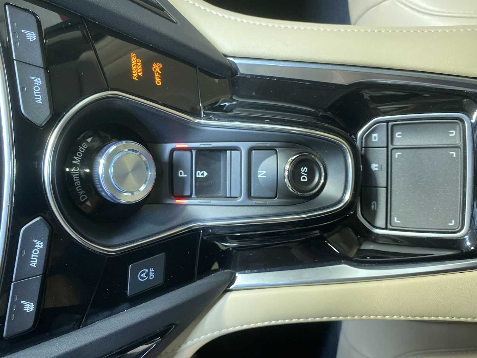 Thumbnail: 2020 Acura RDX - 16