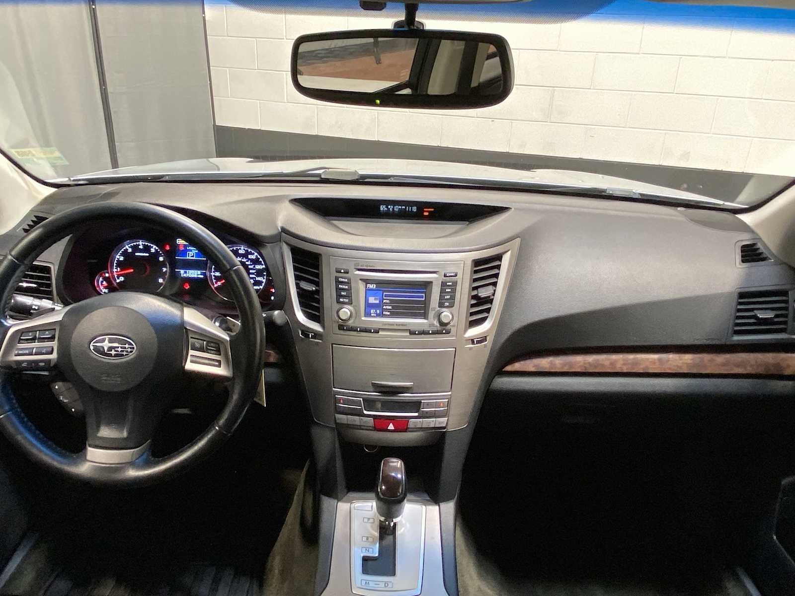 Thumbnail: 2014 Subaru Legacy - 10