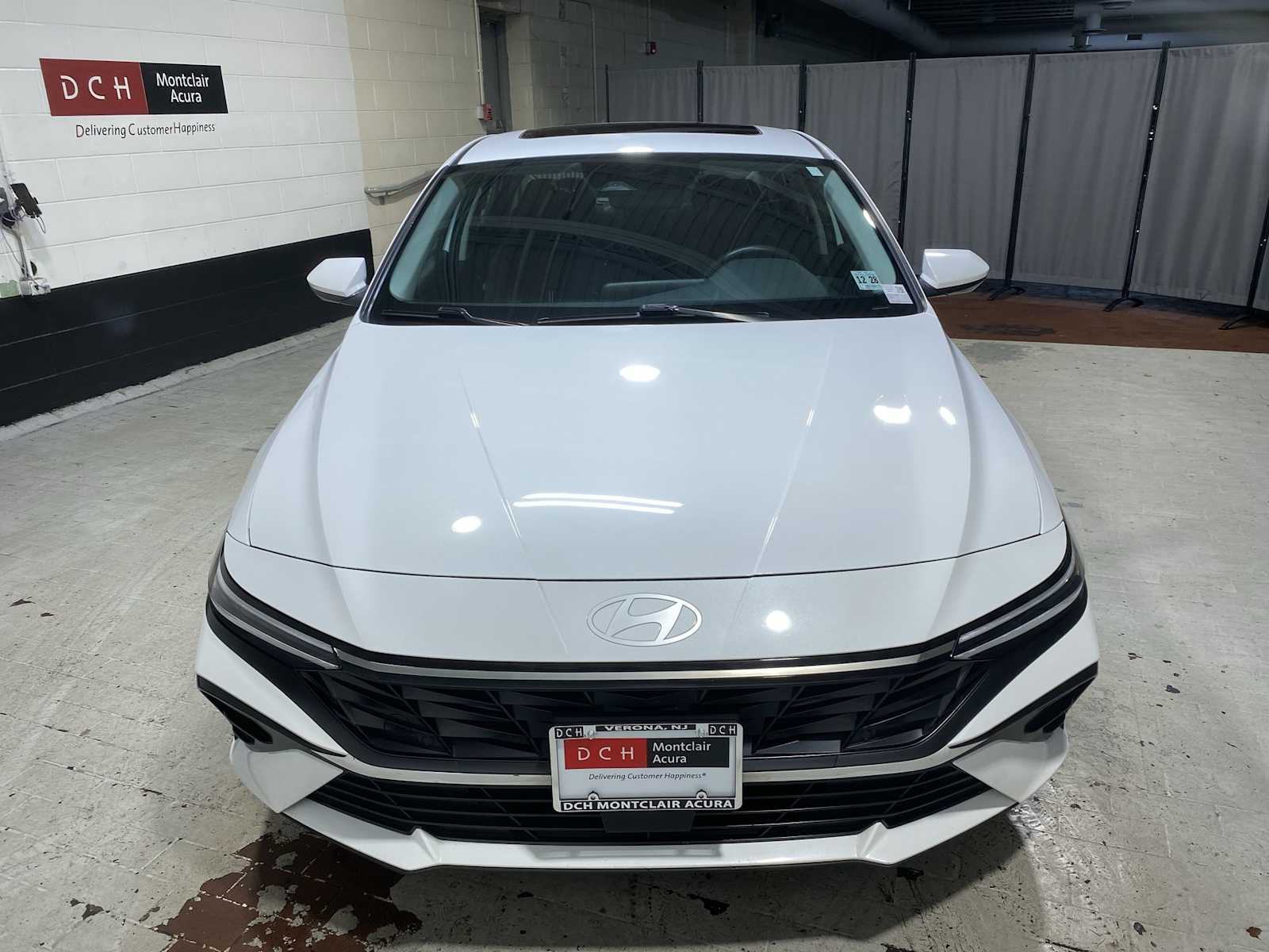 Thumbnail: 2024 Hyundai Elantra - 6