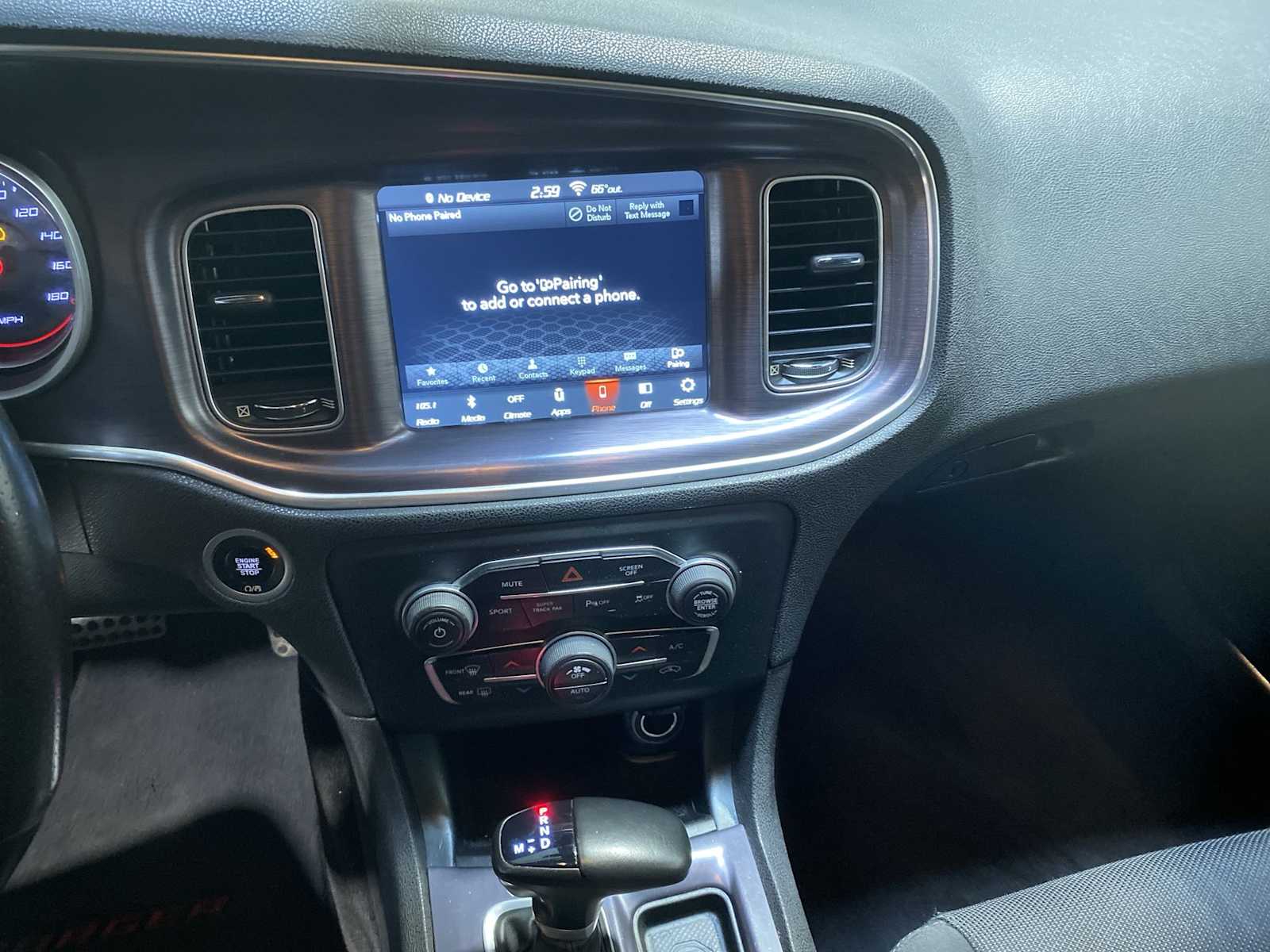 Thumbnail: 2018 Dodge Charger - 16