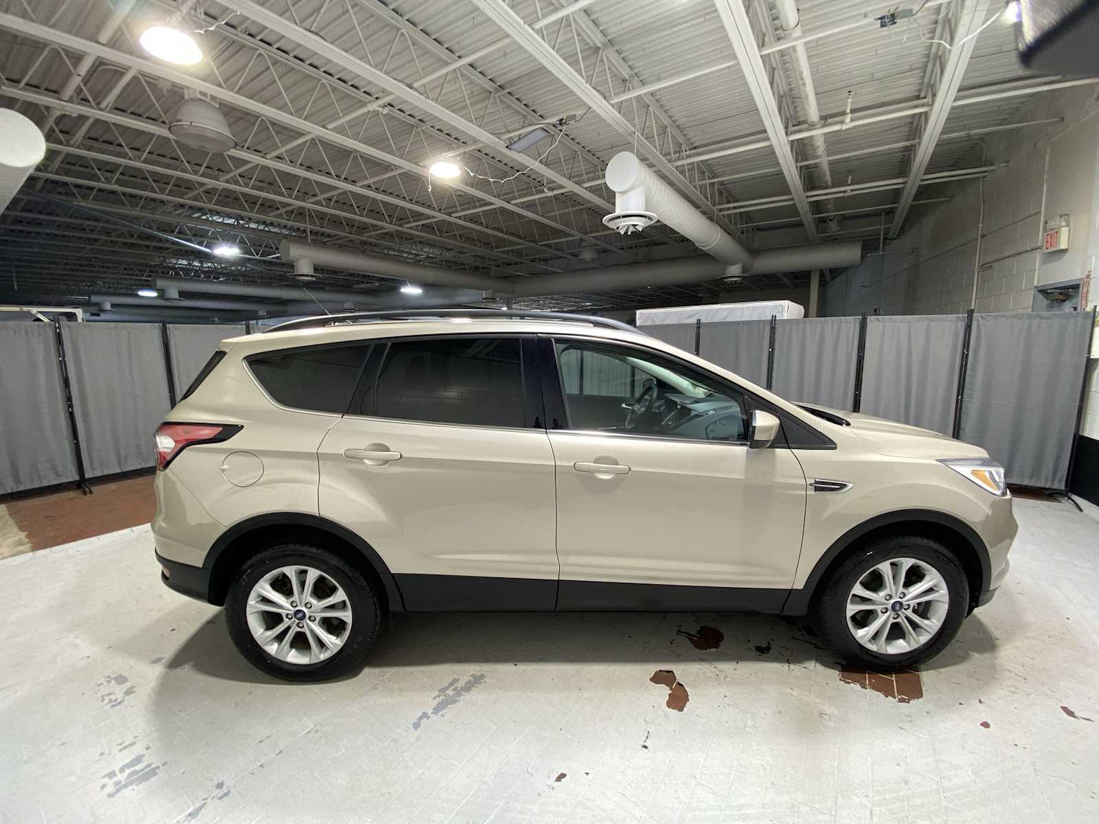 Thumbnail: 2018 Ford Escape - 27