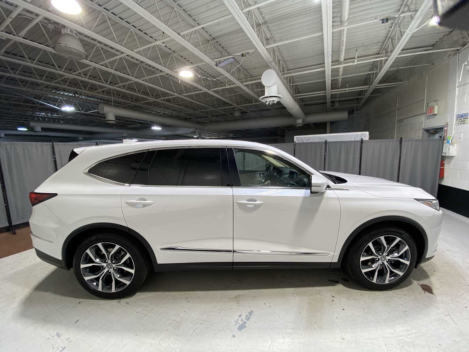 2023 Acura MDX Technology 27