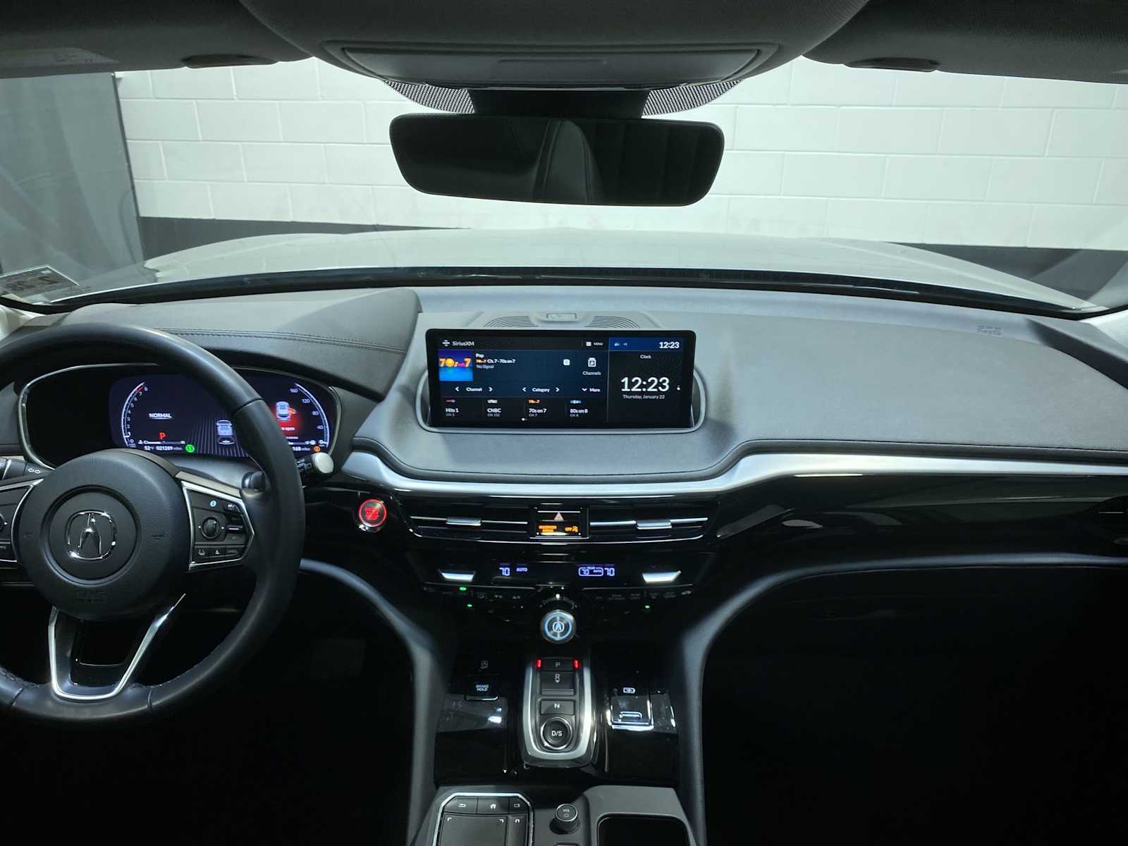 Thumbnail: 2023 Acura MDX - 10