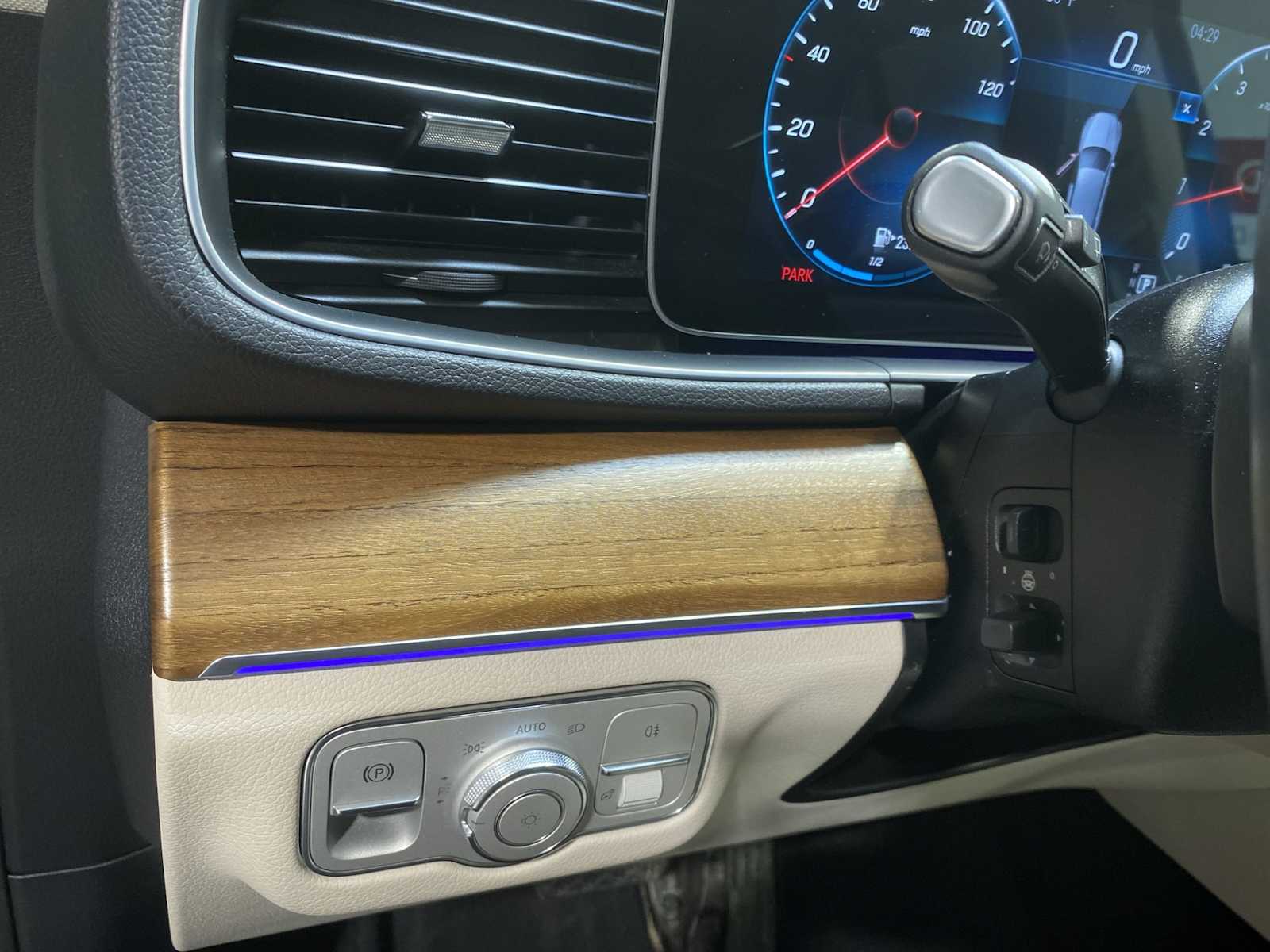 Thumbnail: 2022 Mercedes-Benz GLE - 23