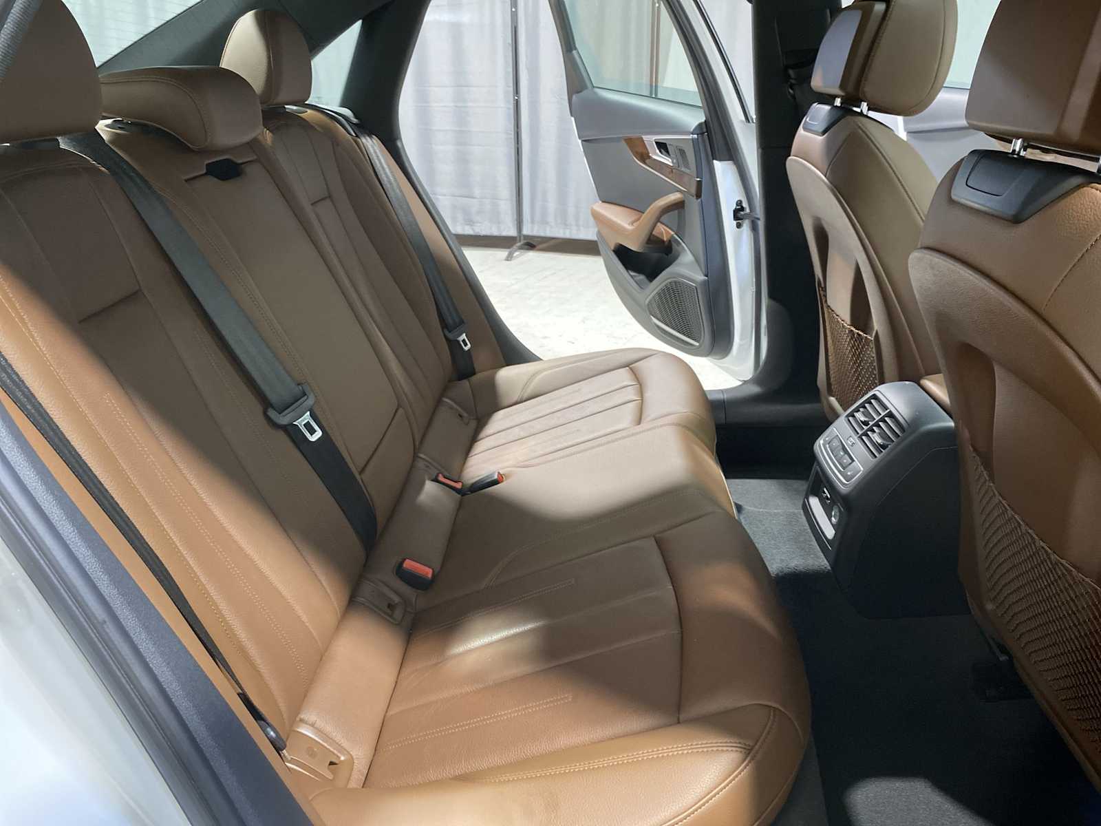 Thumbnail: 2019 Audi A4 - 13