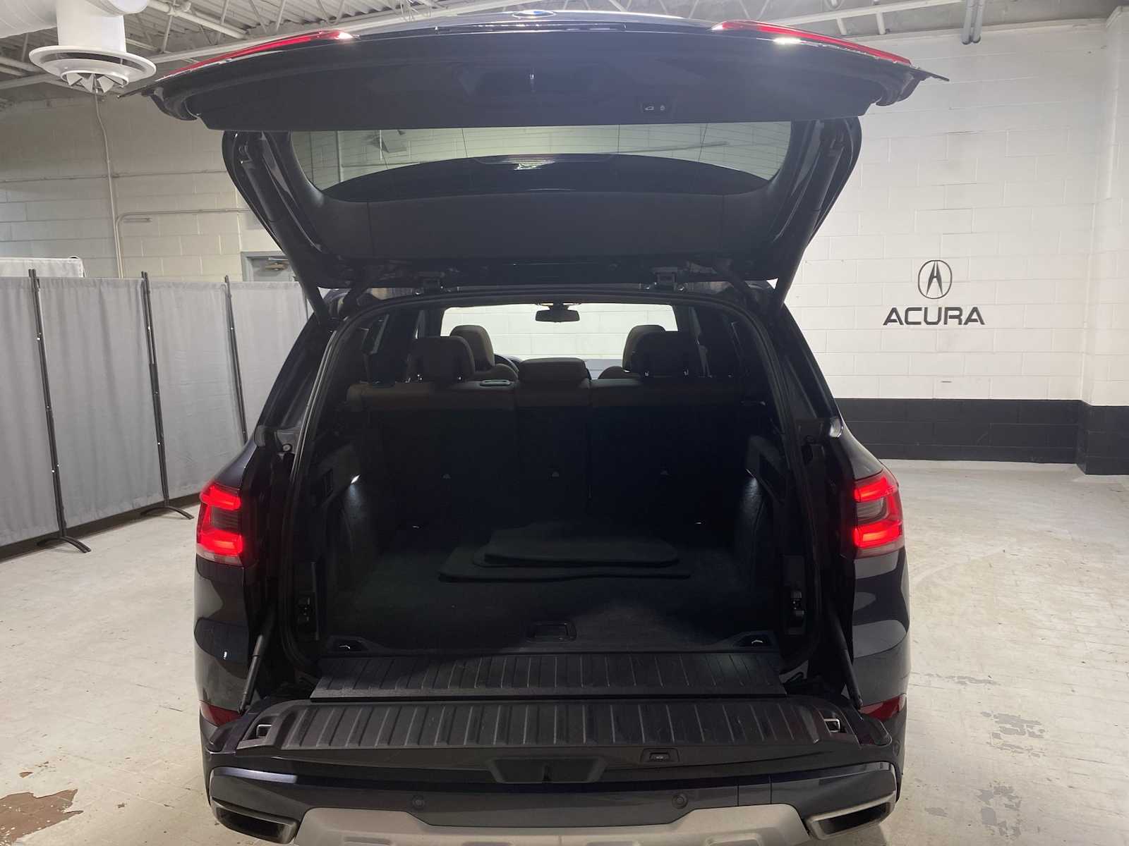 Thumbnail: 2019 BMW X5 - 19