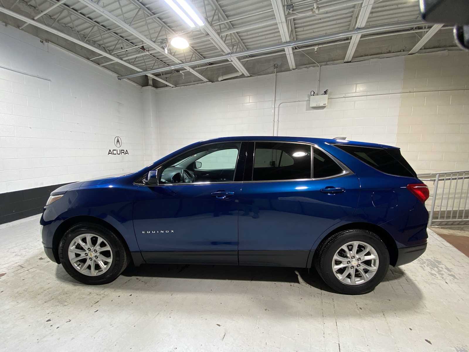 Thumbnail: 2020 Chevrolet Equinox - 3