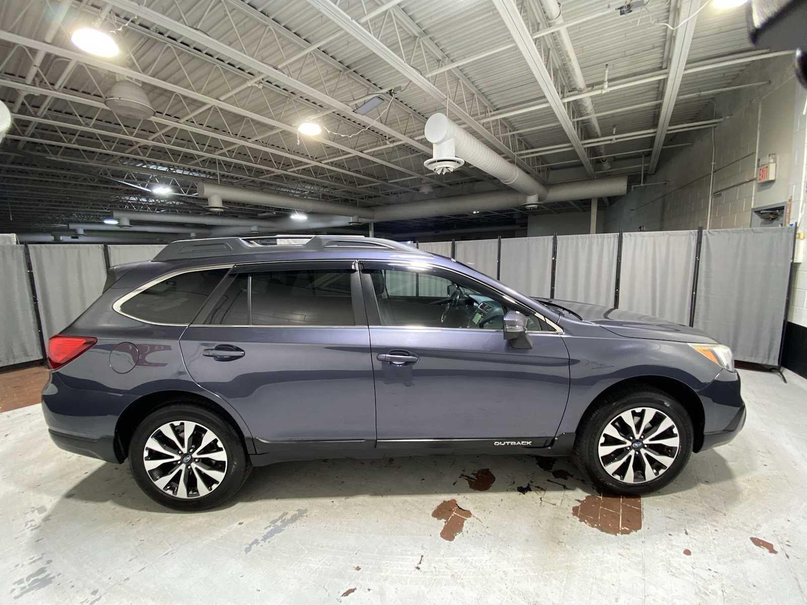 Thumbnail: 2015 Subaru Outback - 27