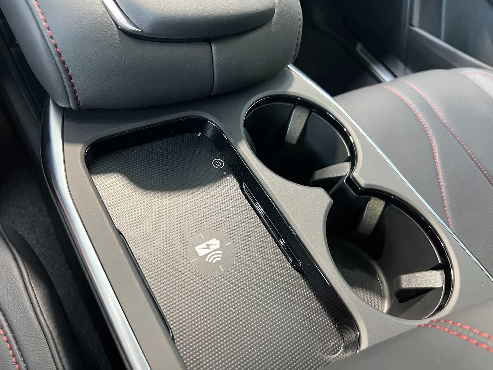 Thumbnail: 2026 Acura RDX - 29