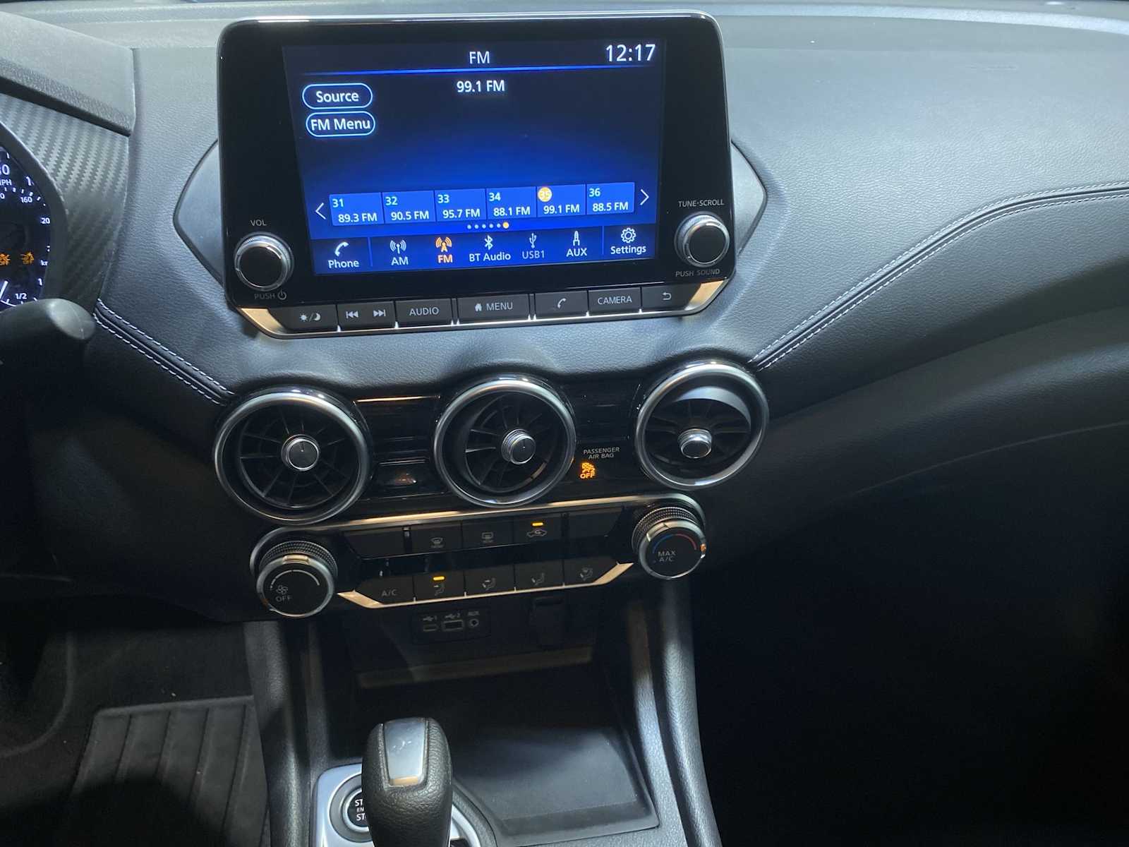 Thumbnail: 2022 Nissan Sentra - 16