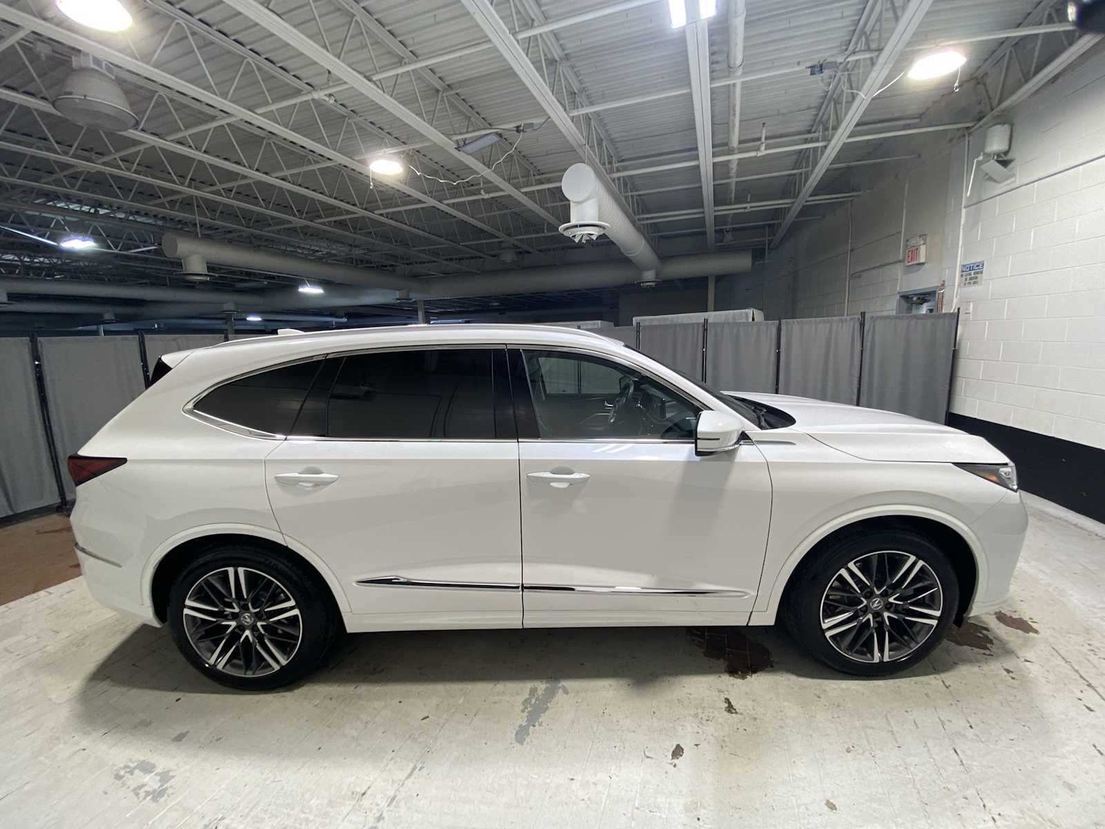 Thumbnail: 2026 Acura MDX - 27