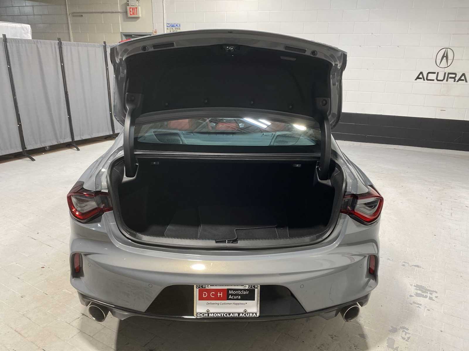 Thumbnail: 2025 Acura TLX - 19