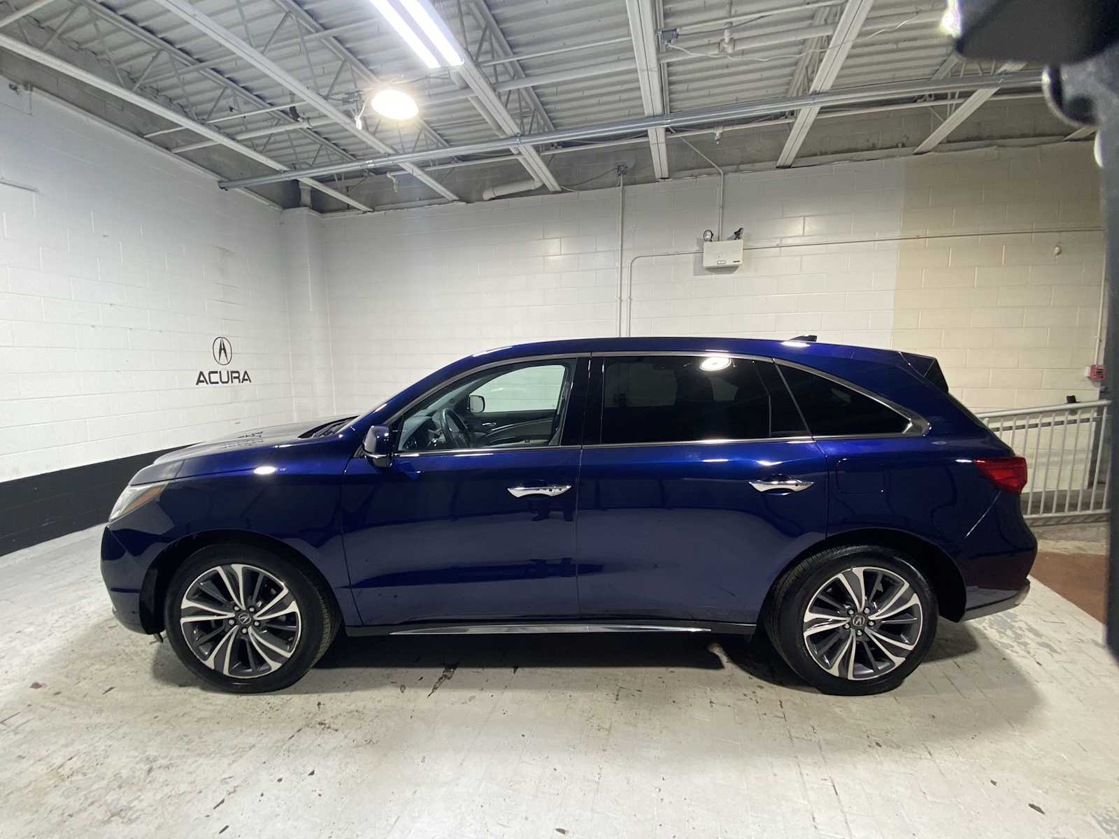 Thumbnail: 2019 Acura MDX - 3