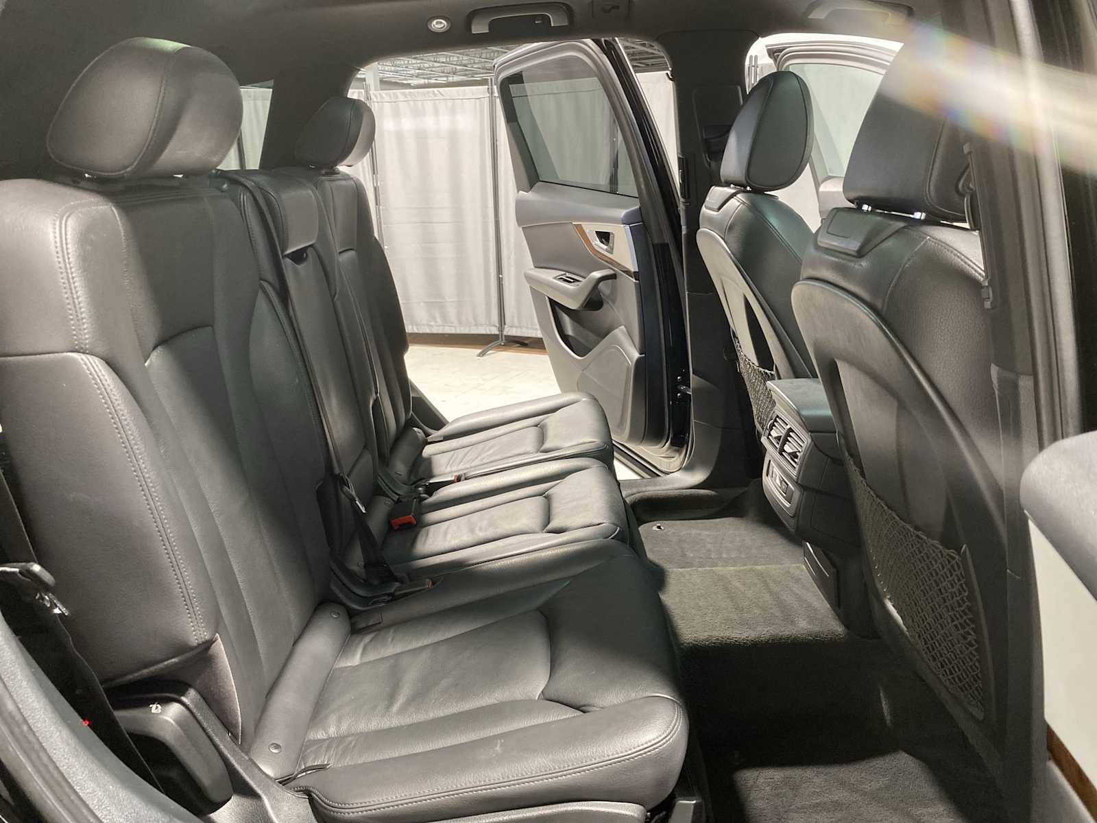 Thumbnail: 2017 Audi Q7 - 13