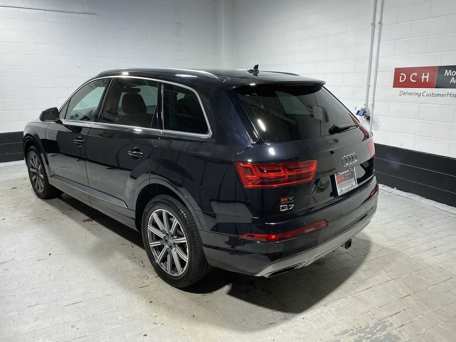 Thumbnail: 2019 Audi Q7 - 4