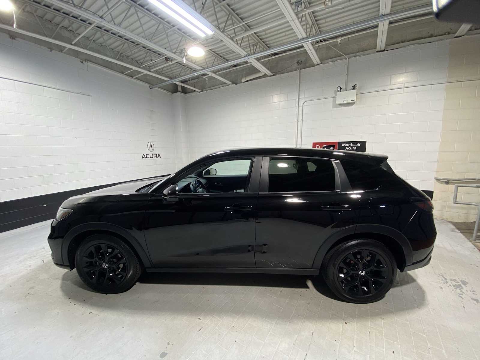 Thumbnail: 2023 Honda HR-V - 3