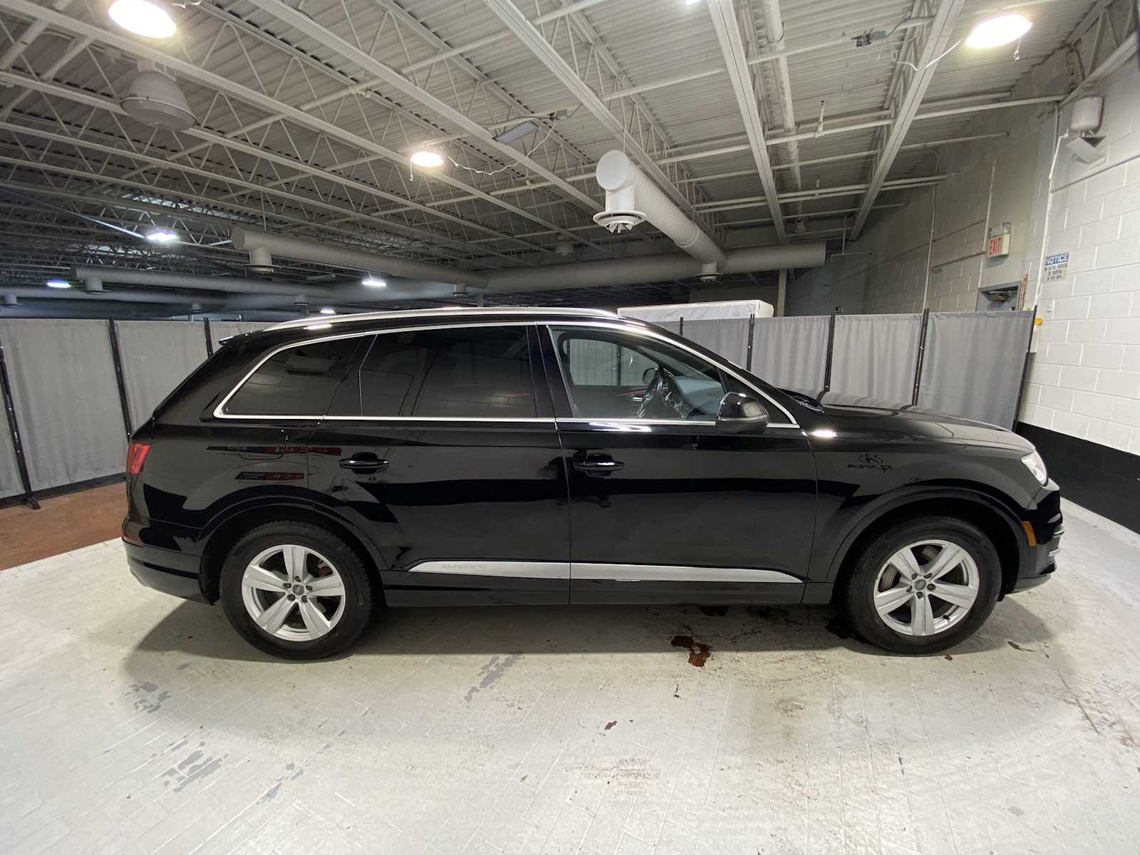 Thumbnail: 2017 Audi Q7 - 27