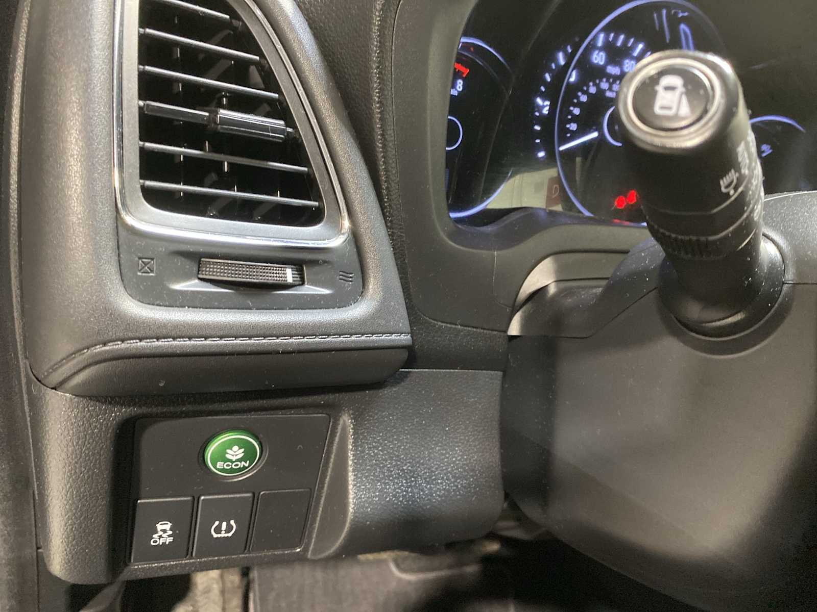 Thumbnail: 2018 Honda HR-V - 24