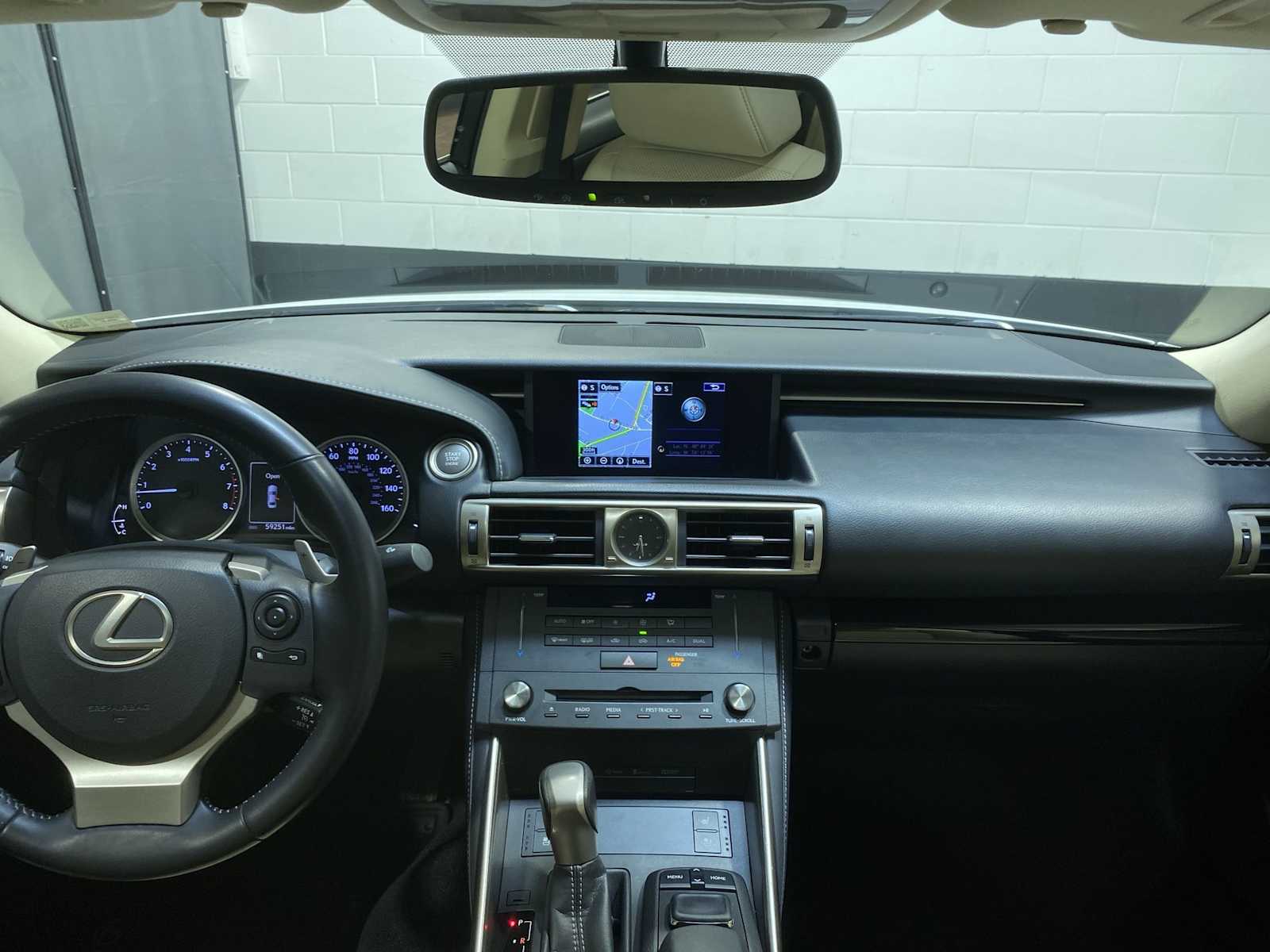 Thumbnail: 2016 Lexus IS - 10
