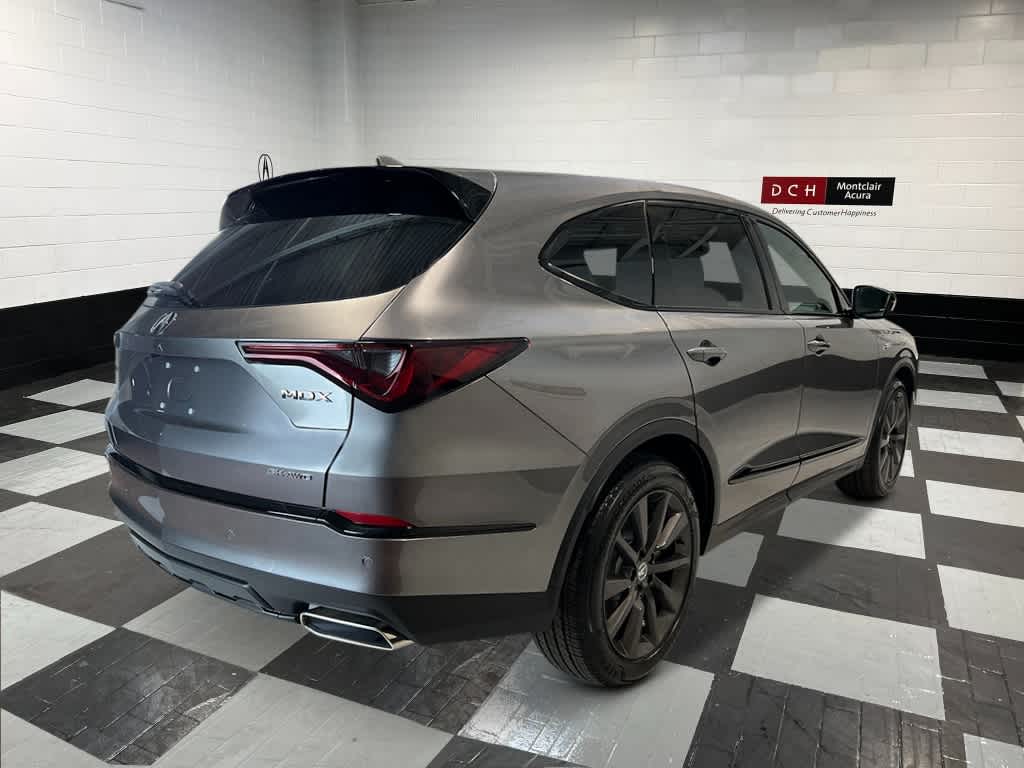 Thumbnail: 2026 Acura MDX - 5