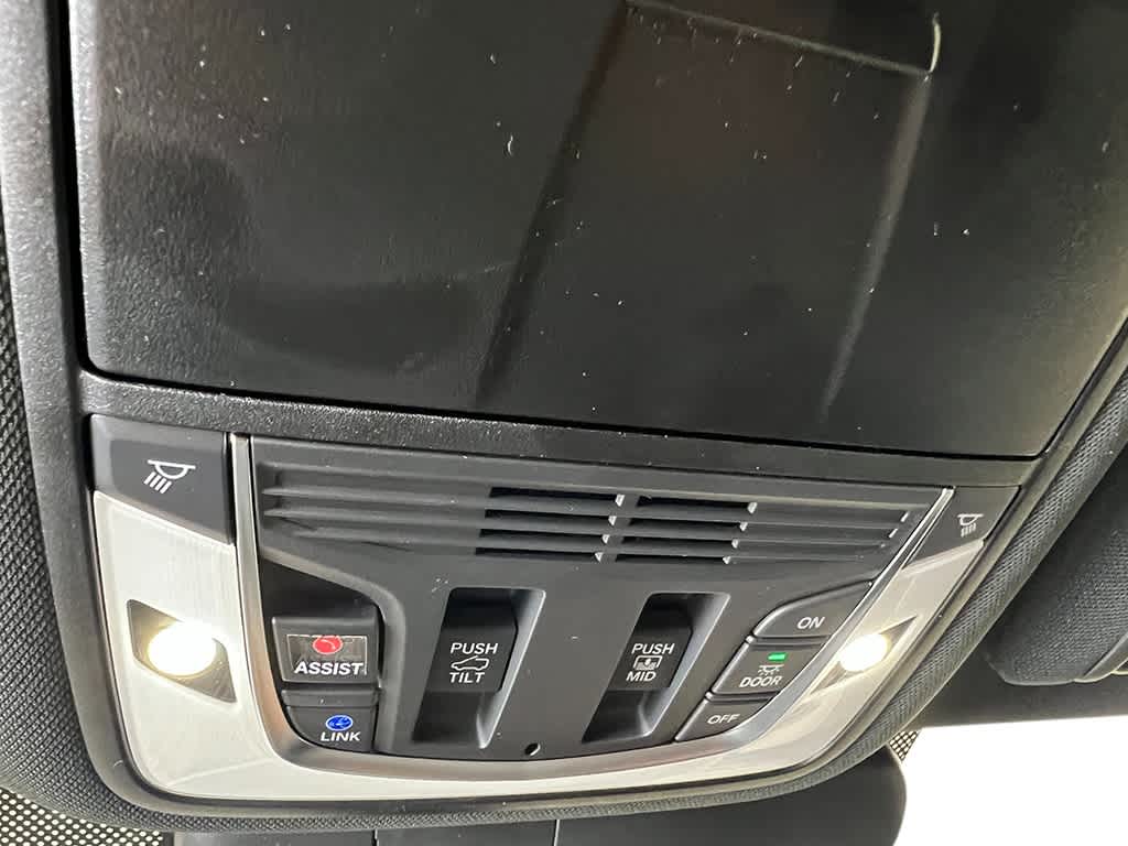 2025 Acura RDX Base 26